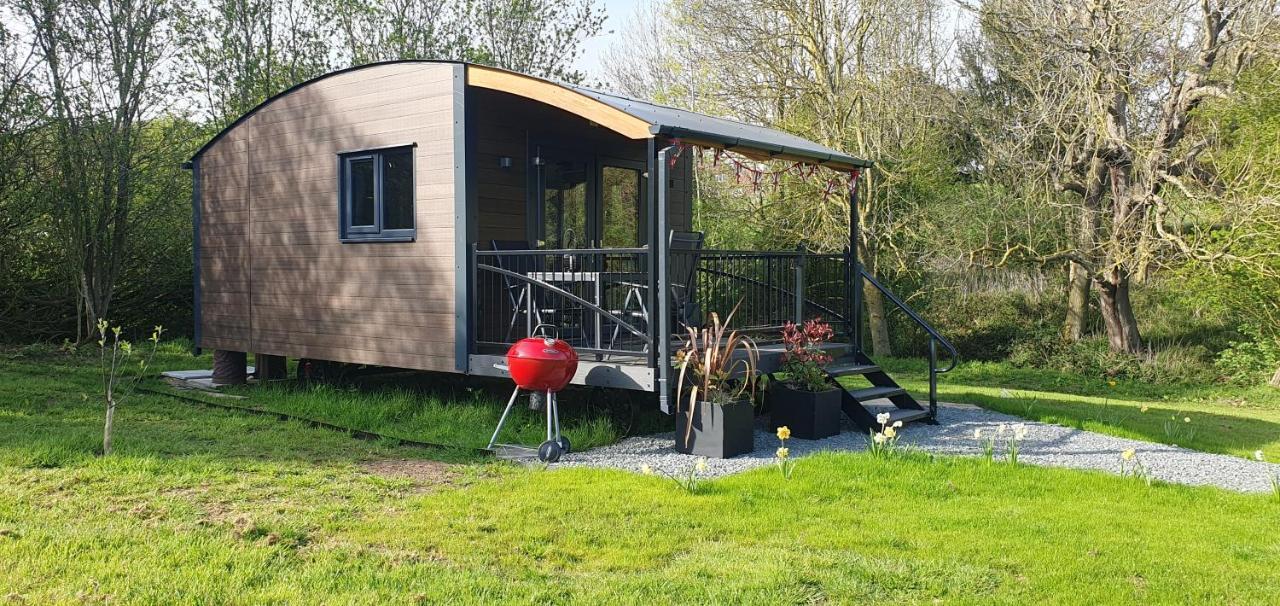 Peppercorn Pod At Beck House Glamping Hotel Salmonby ภายนอก รูปภาพ