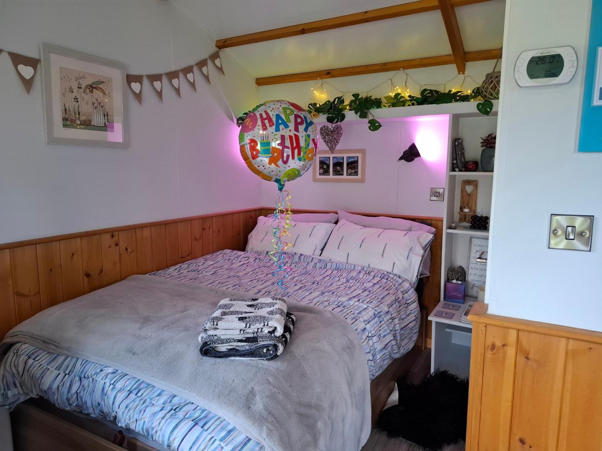 Peppercorn Pod At Beck House Glamping Hotel Salmonby ภายนอก รูปภาพ